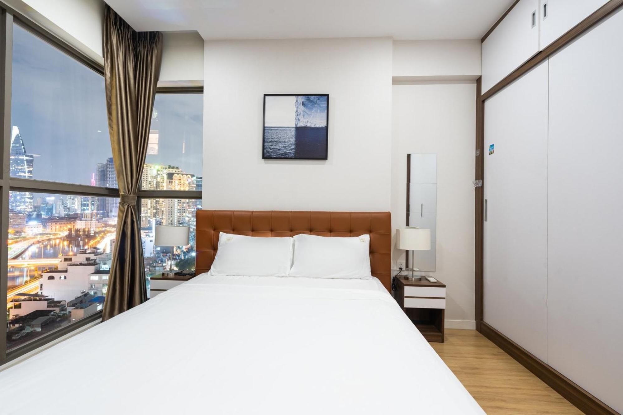 Otis Millennium Saigon Balcony Apartment Ho Chi Minh City Exterior photo