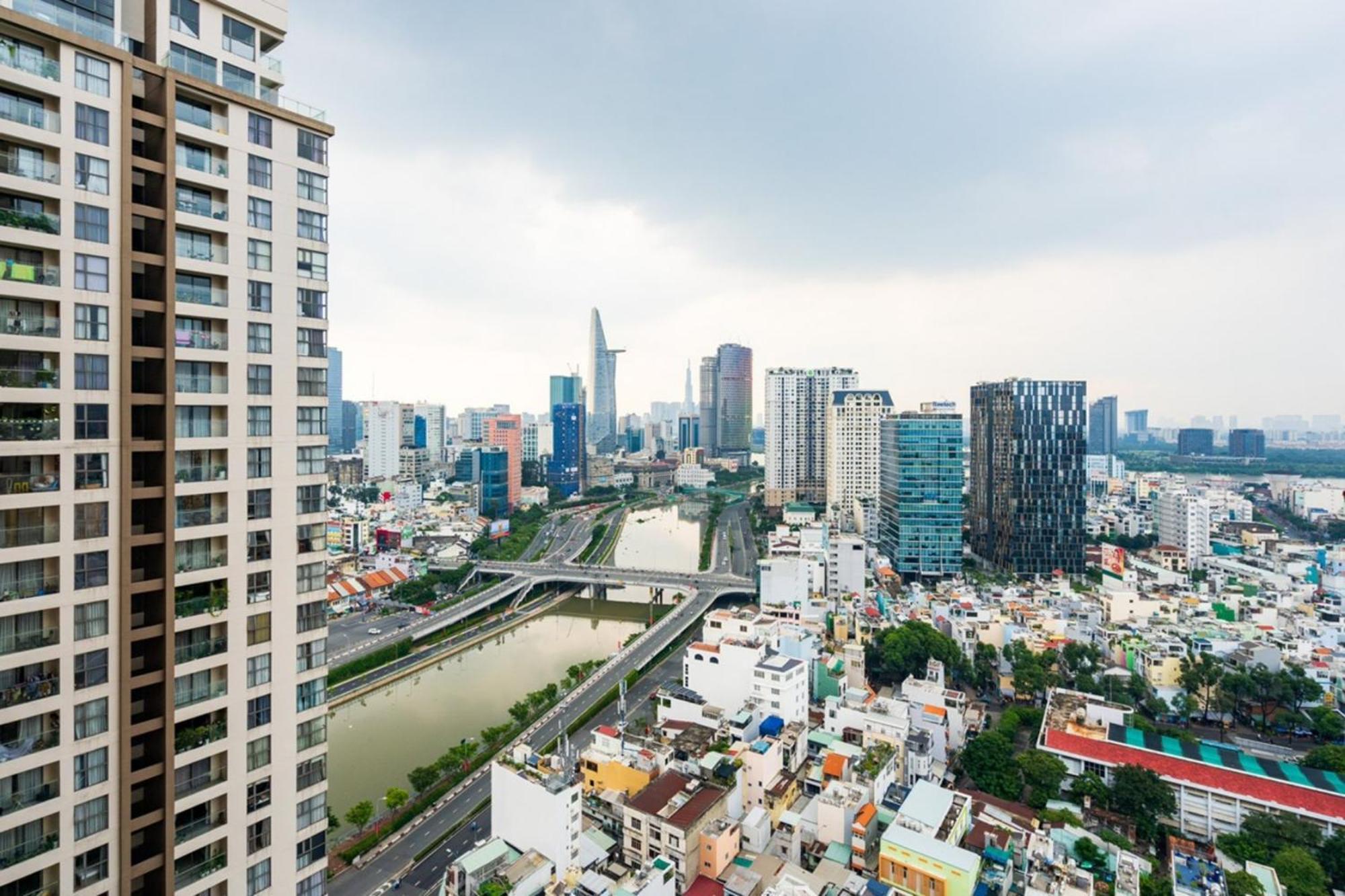 Otis Millennium Saigon Balcony Apartment Ho Chi Minh City Exterior photo